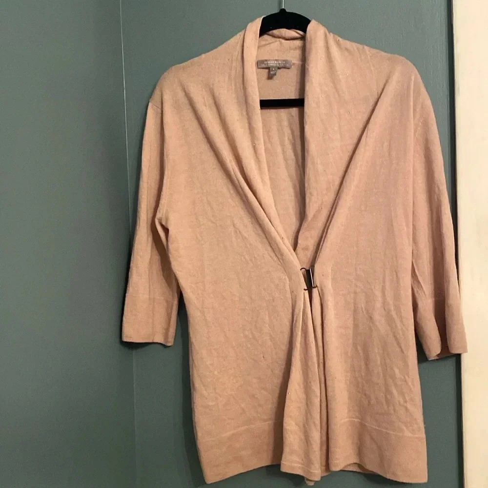 Neiman Marcus women’s 100% cashmere pink sweater - large- buckle - sparkle